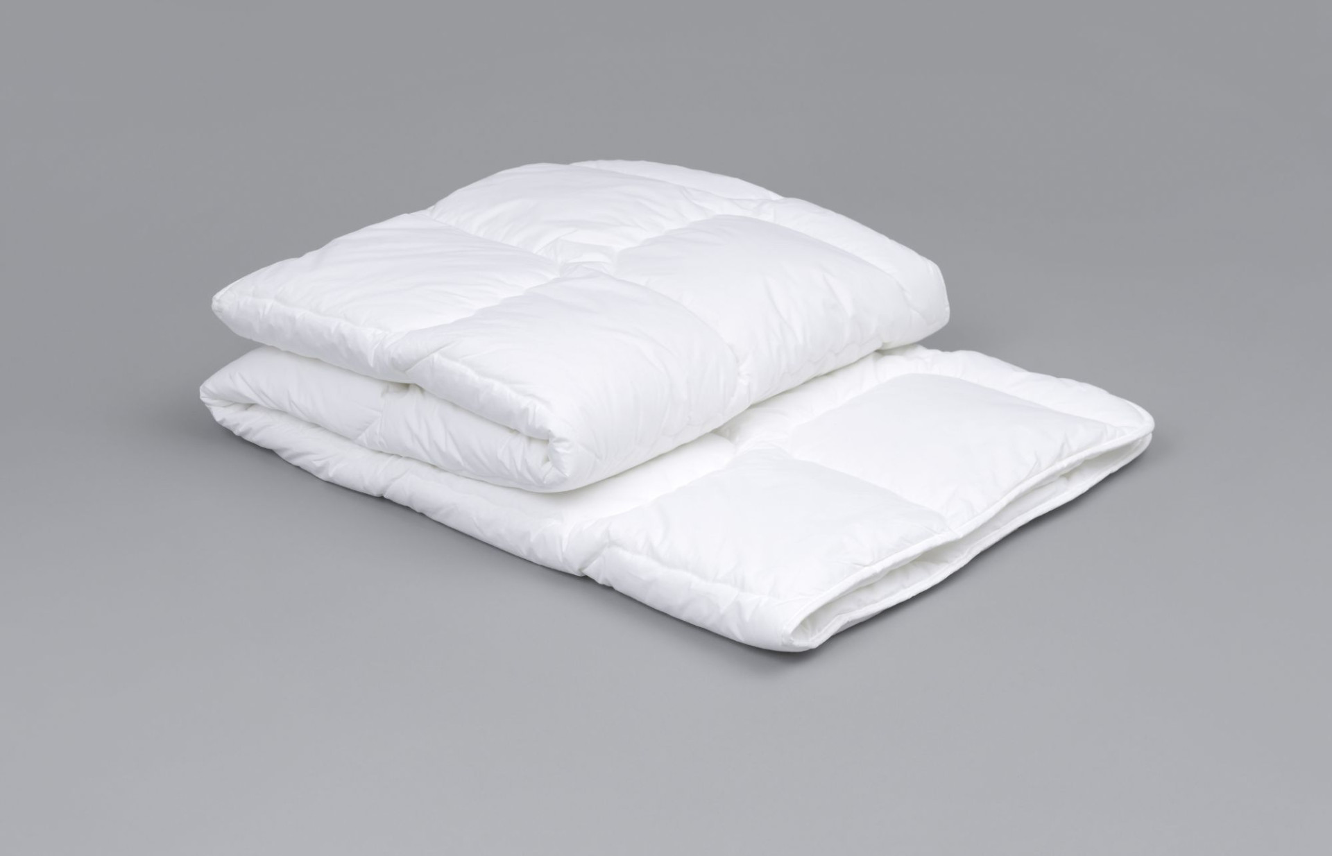 Our all-season duvet with fibres featuring innovative AirLoft®.